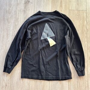 Theories Brand long sleeve men’s tee size M